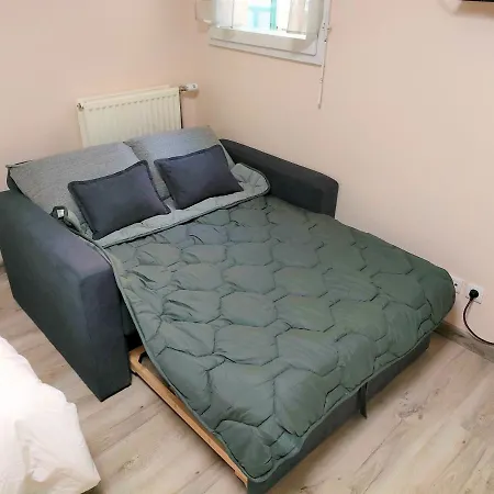 Lovely Flat Nearby Paris Fully Redone With Free Parking On Premises And Balcony Apartment