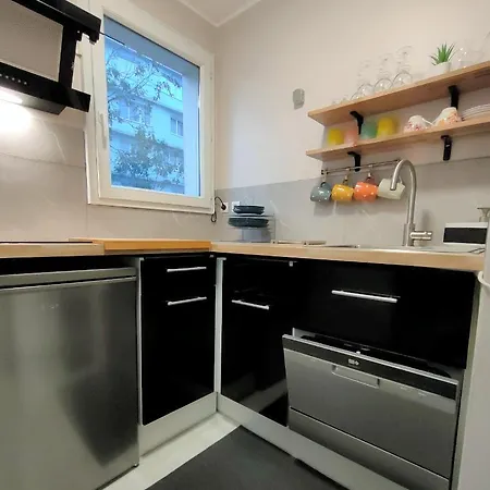 Apartment Lovely Flat Nearby Paris Fully Redone With Free Parking On Premises And Balcony